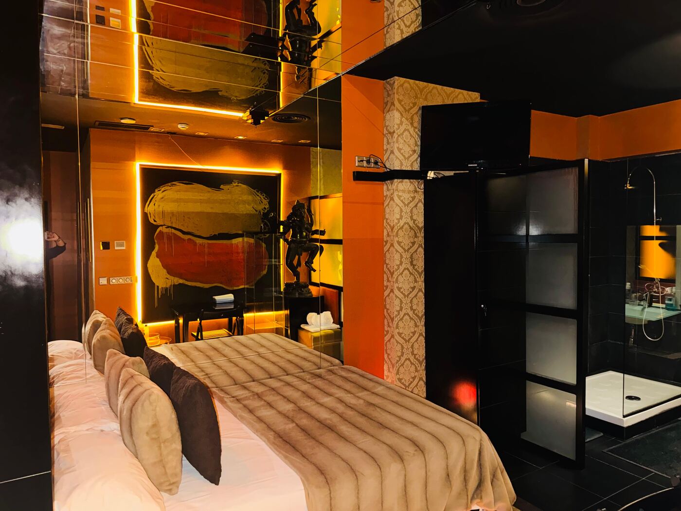Club D'Angelo suite